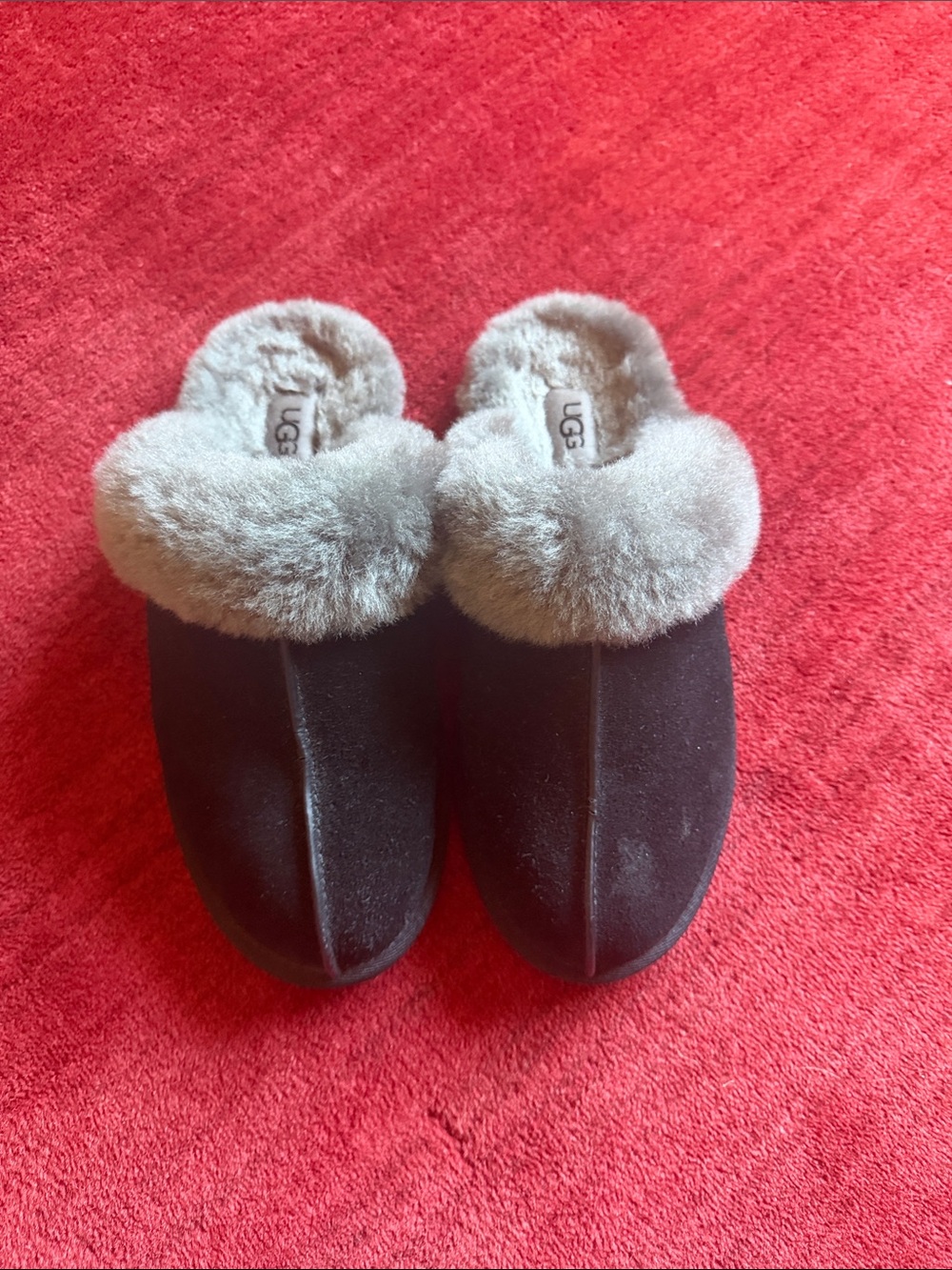 UGG Black suede and  Plush Shearling Slip-On Slippers Size 8